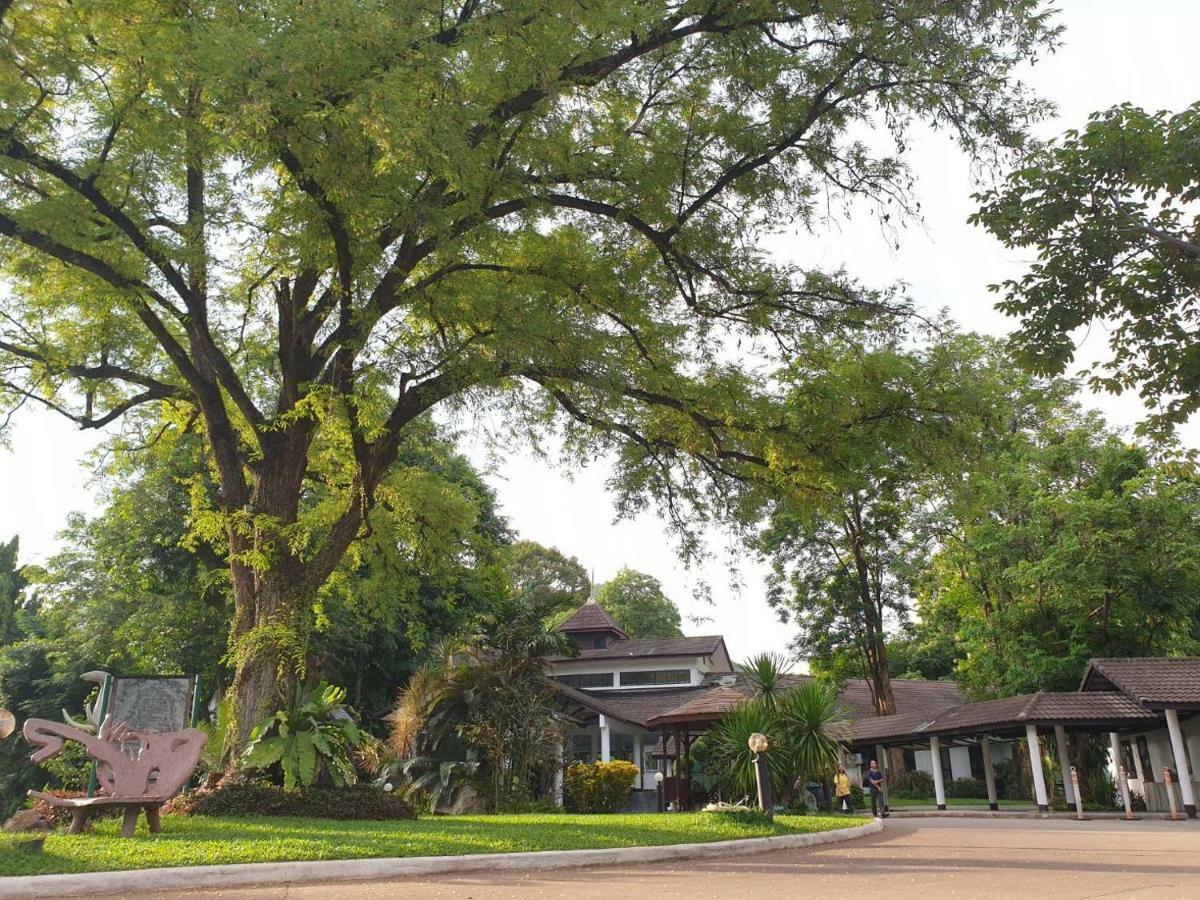Supalai Pasak Resort Hotel And Spa Kaeng Khoi Exterior foto